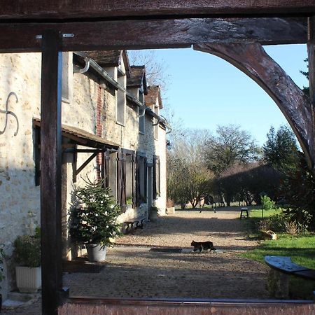 Le Clos Dormont Saint-Etienne-sous-Bailleul Bagian luar foto