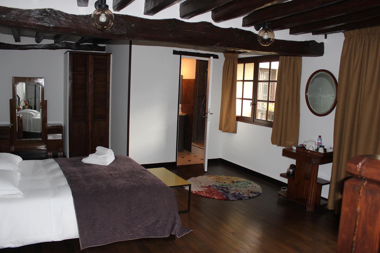 Le Clos Dormont Saint-Etienne-sous-Bailleul Bagian luar foto