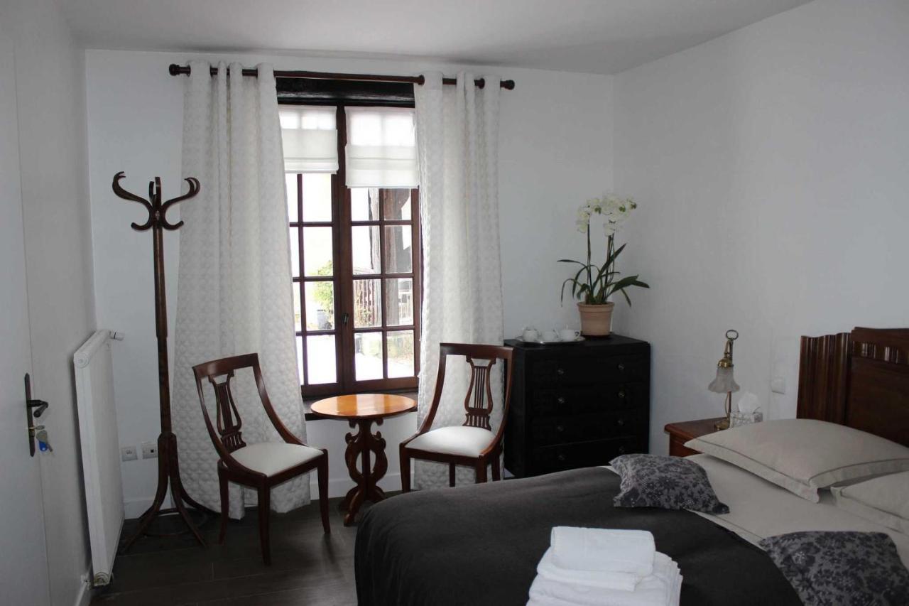 Le Clos Dormont Saint-Etienne-sous-Bailleul Bagian luar foto